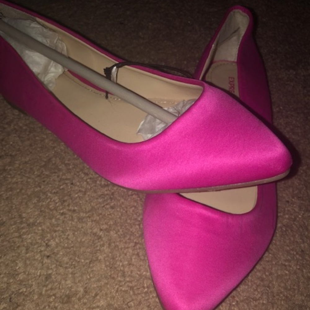 Express pointed flats